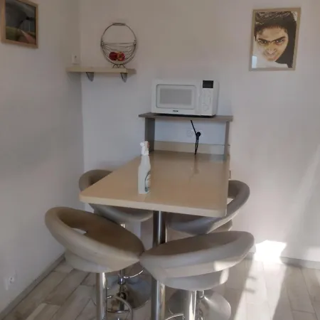 Maison De Vigne Renovee בית נופש